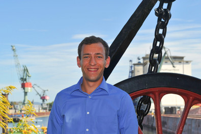 Andreas Plank: ehemaliger Trainee der bayernhafen Gruppe und seit 2017 Assistent der Geschäftsleitung